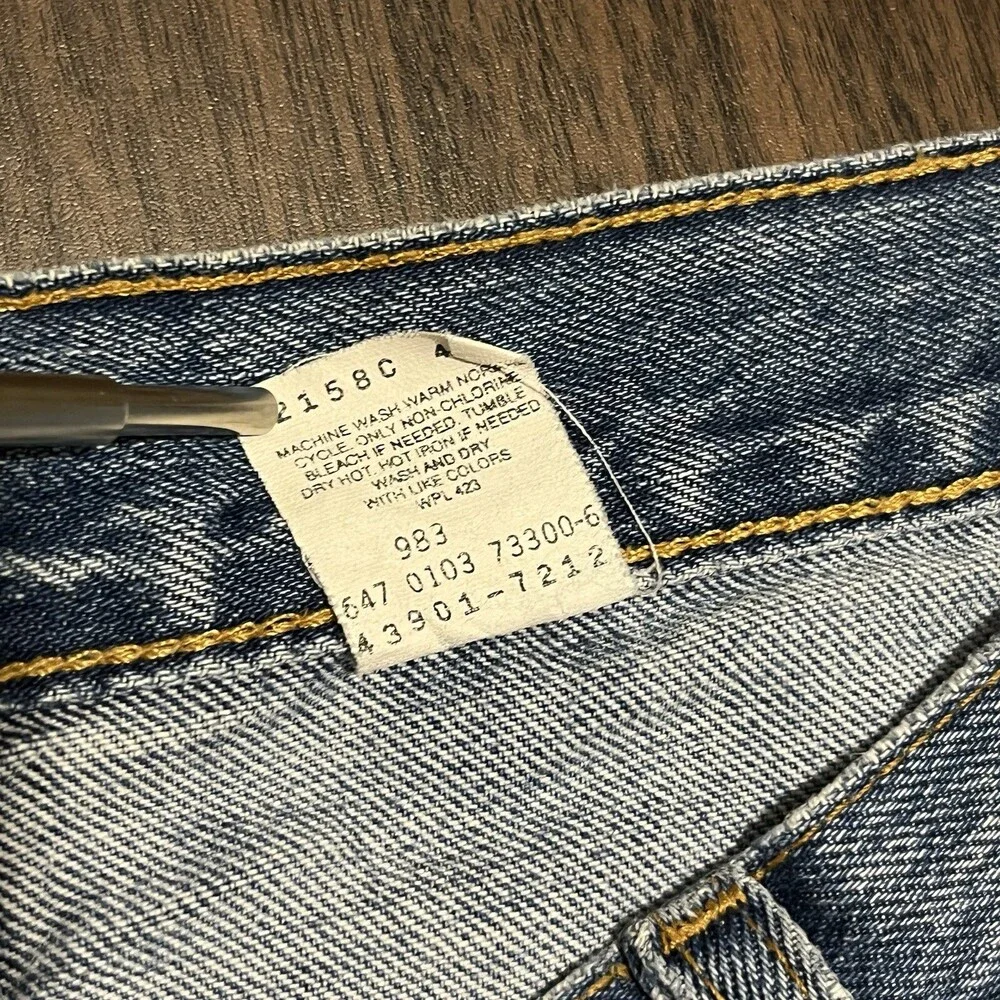 Vintage Levis USA Distressed Jeans 33x30 Levi Loose Fit Baggy Wide Leg 505 901